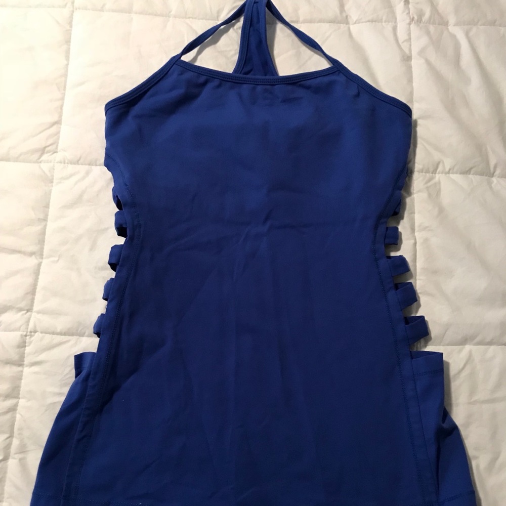 Kira Grace Side Slits Yoga Top. Size S
